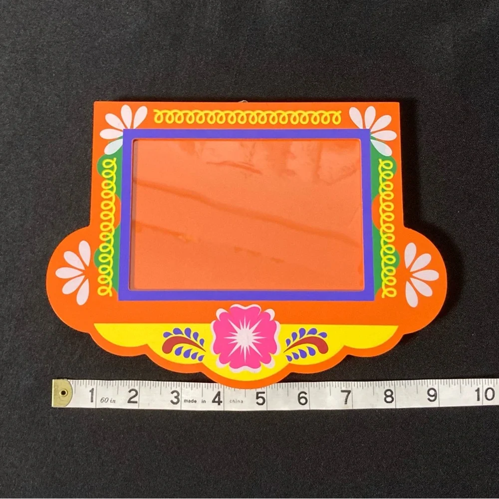 ⭐️ Target Multicolored Floral Wooden Hangable Easel Back Picture Frame 4” x 6”